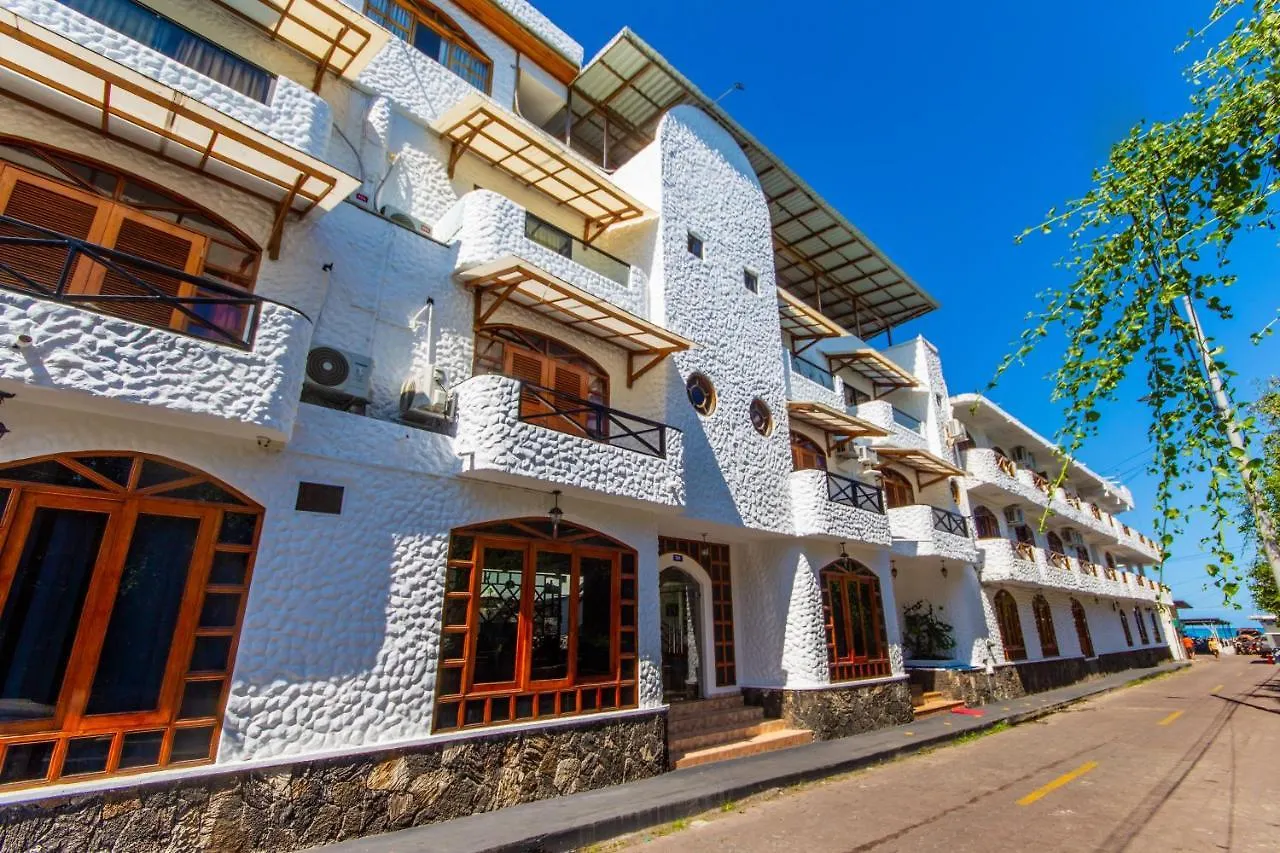 Grand Hotel Leon Marino Galapagos Puerto Ayora