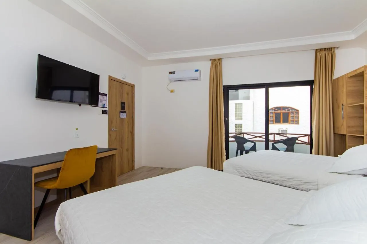 Grand Hotel Leon Marino Galapagos بويرتو أيورا