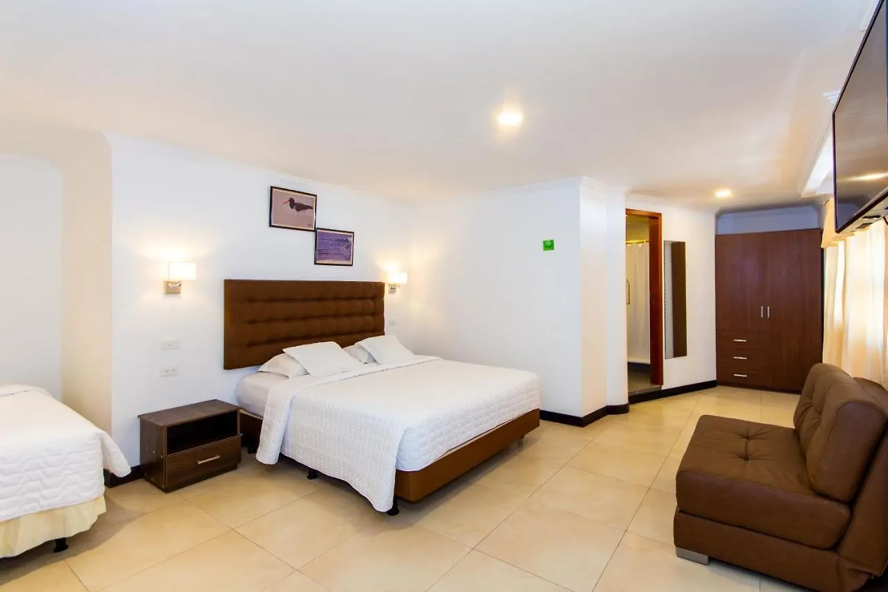Grand Hotel Leon Marino Galapagos Puerto Ayora